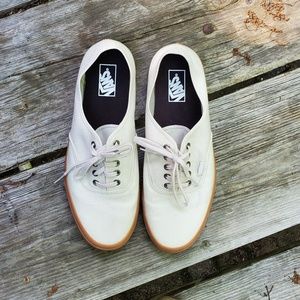 Vans Men's Natural Authentic Gum-Sole Sneaker